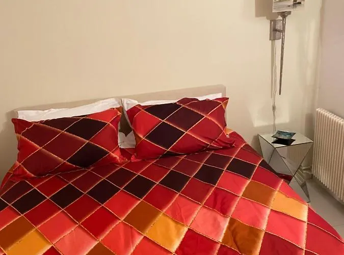 D'hotes Du Carre Des Arts Homestay szállás